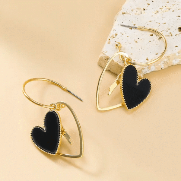 Black Heart Earring