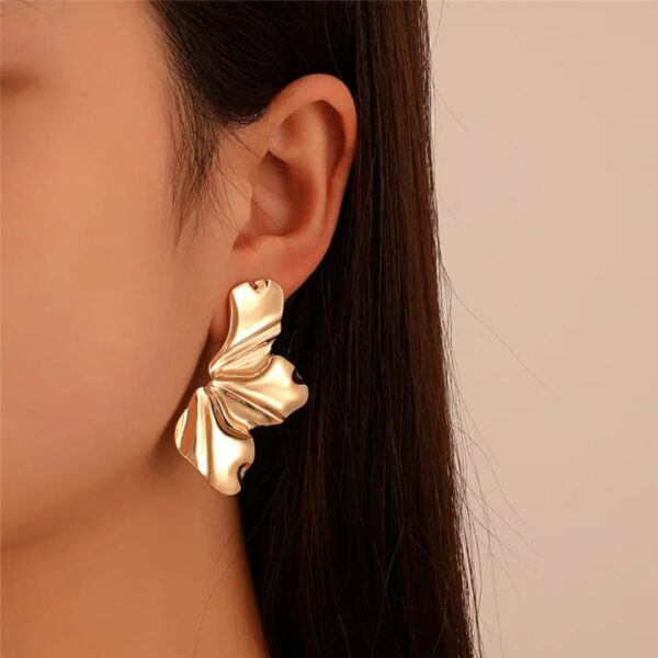 Anti Tarnish Half Flower Earring