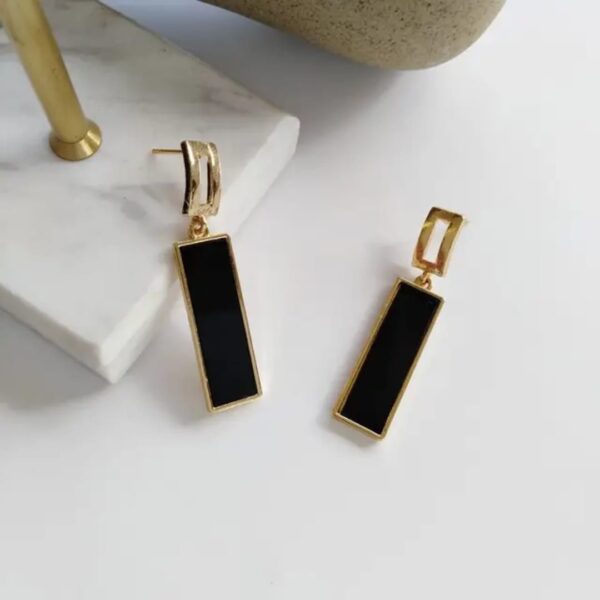 Black Rectangle Earring