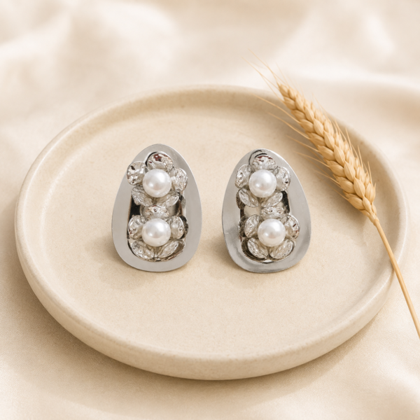 MACHA SILVER WITH PEARL